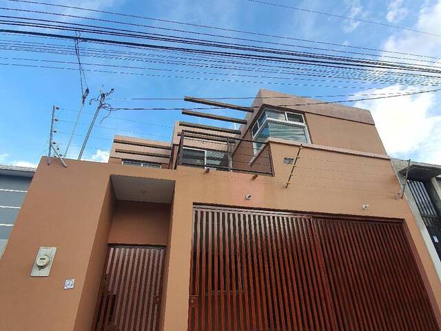 #26 - Casa para Venta en Tegucigalpa - Distrito Central  - 2