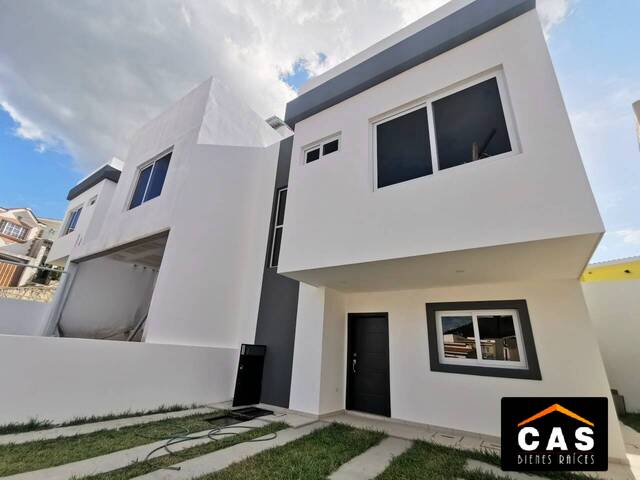 #297 - Casa para Venta en Tegucigalpa - Distrito Central  - 1