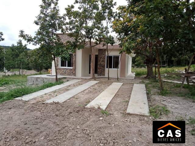 #353 - Casa para Venta en Tegucigalpa - Distrito Central  - 1