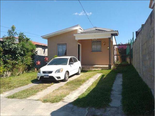 #438 - Casa para Venta en Tegucigalpa - Distrito Central  - 1